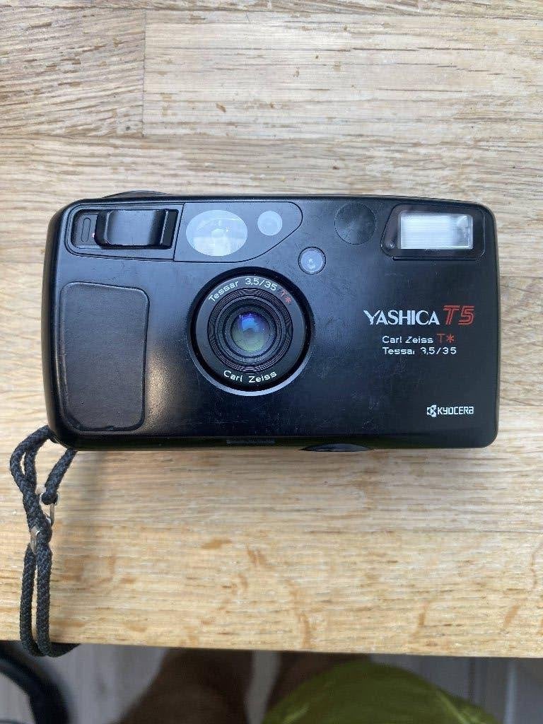 Yashica T5 Camera, Audio, Tv en Foto, Fotocamera's Analoog, Ophalen of Verzenden, Gebruikt, Compact, Overige Merken