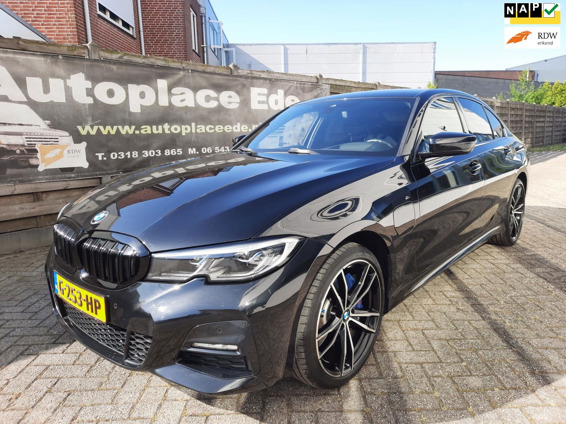 BMW 3-serie 330e High Exe 400PK LEER, Auto's, 1998 cc, Achterwielaandrijving, Gebruikt, Zwart
