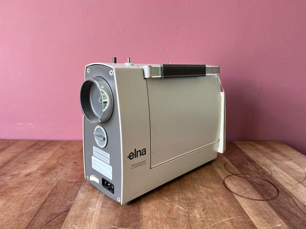 Vintage naaimachine Elna Lotus ZZ Raymond Loewy werkend 1960, Ophalen