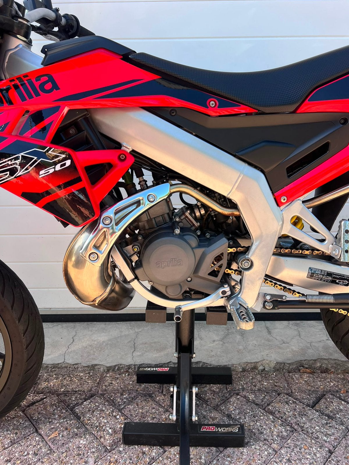 Aprilia SX 50 | 2018 | maar 10800 KM | volledig origineel, Fietsen en Brommers, 6 versnellingen, Aprilia, Aprilia, Maximaal 45 km/u