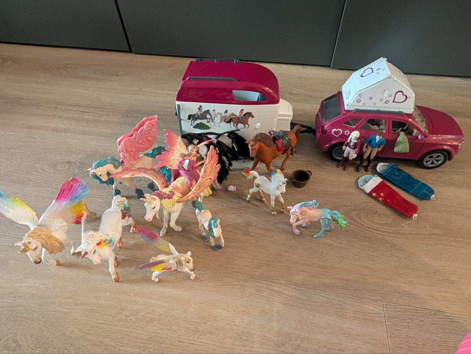 Grote Schleich Eenhoorn Collectie met Auto, Trailer & Huis, Ophalen
