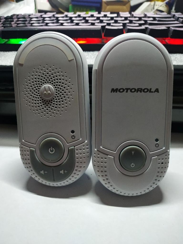 Motorola MBP-8 Digitale DECT Babyfoon, Kinderen en Baby's, Babyfoons, Ophalen of Verzenden, Zo goed als nieuw, 250 meter of meer