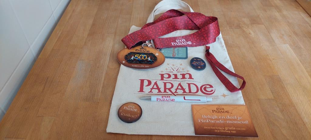 Complete goodie bag van de Efteling Pin Parade, Verzamelen, Efteling, Ophalen of Verzenden, Nieuw, Overige typen