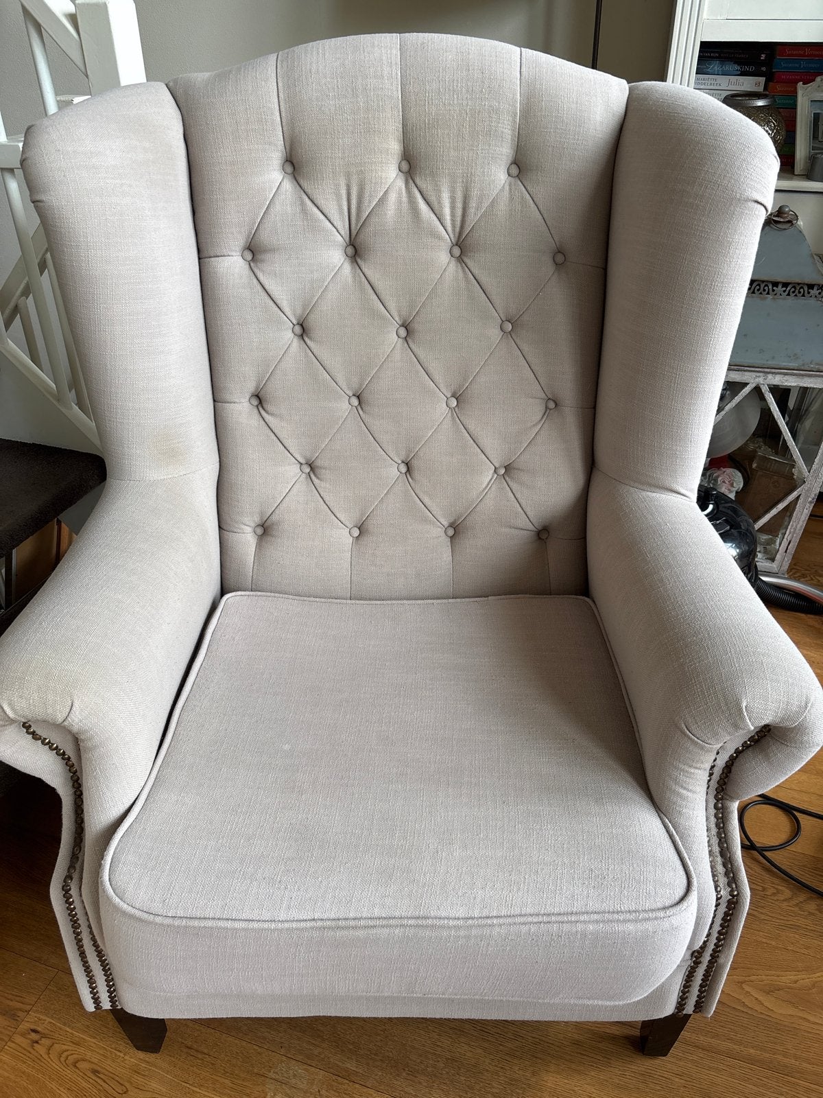 beige fauteuil met oorfauteuil-stijl, Ophalen, Gebruikt, Stof, 75 tot 100 cm