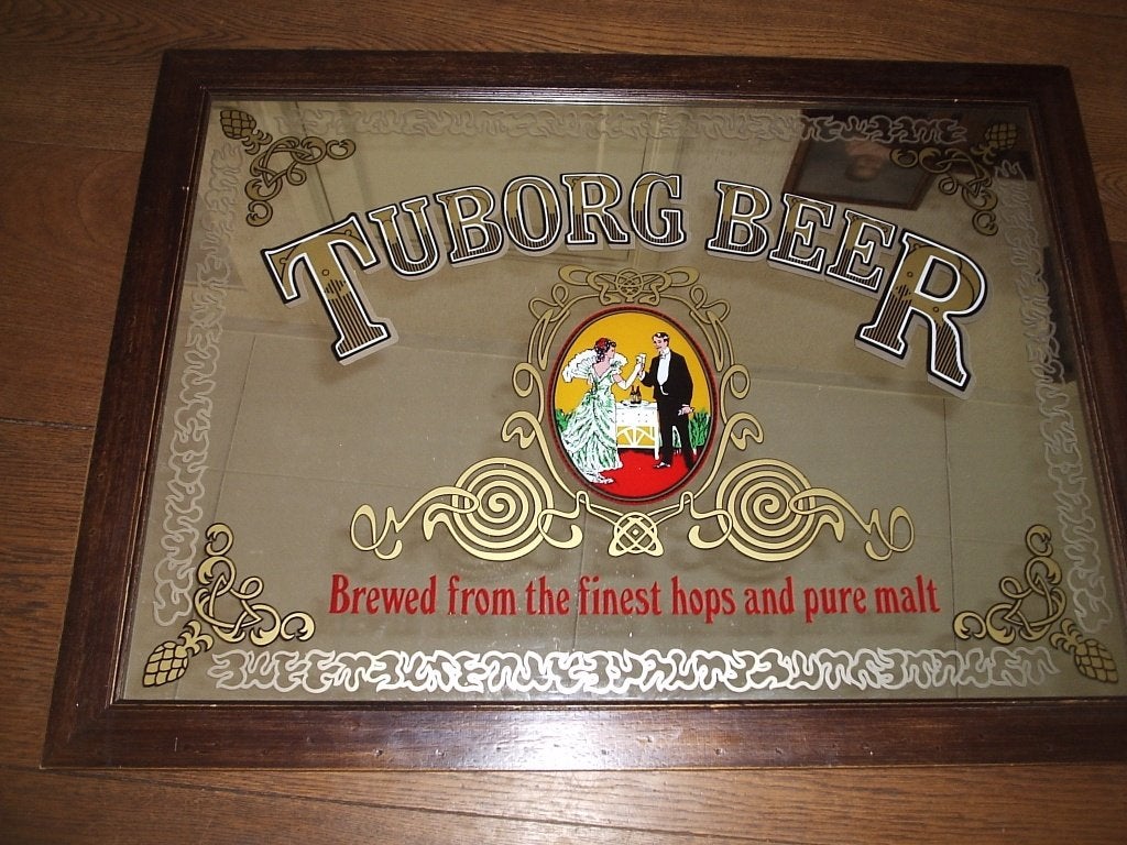 Tuborg Beer Spiegel 78 x  58 cm, Verzamelen, Ophalen, Gebruikt, Gebruiksvoorwerp