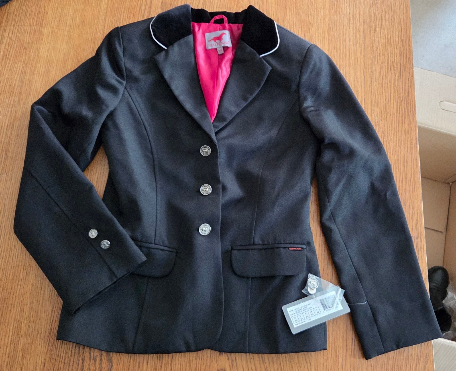 Nieuwe Red Horse wedstrijdjas maat 36/38, zwart, Ophalen of Verzenden, Nieuw, Dressuur, Schoeisel