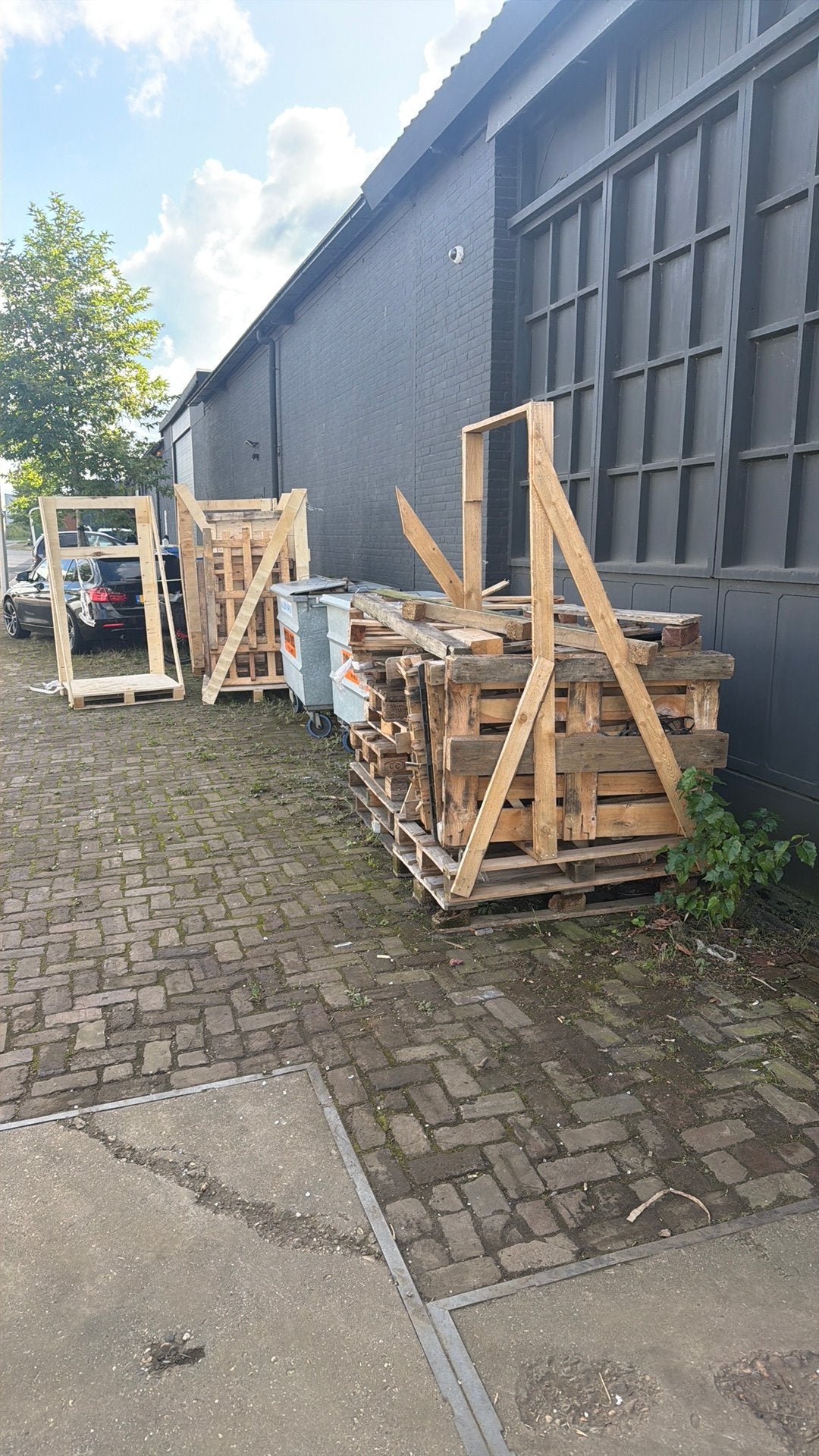 Gratis hout, pallets, staat buiten ophalen in overleg, Minder dan 3 m³, Ophalen