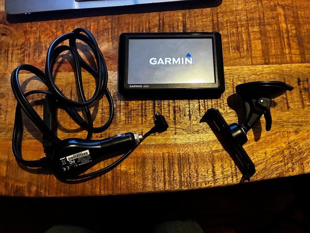 garmin nuvi 1490, city navigator 2027.30 , complete set, Ophalen of Verzenden, Zo goed als nieuw