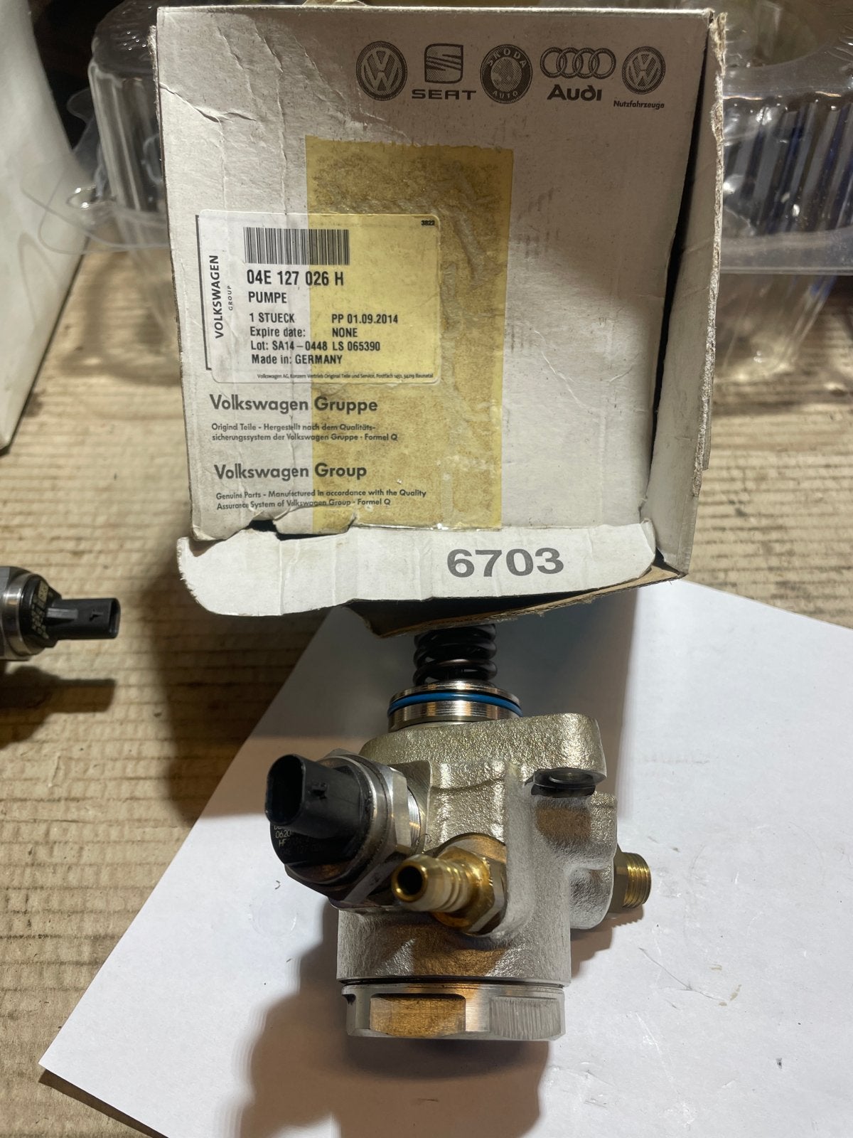Originele VW Hogedruk Brandstofpomp 04E 127 026 H, Auto diversen, Ophalen, Nieuw
