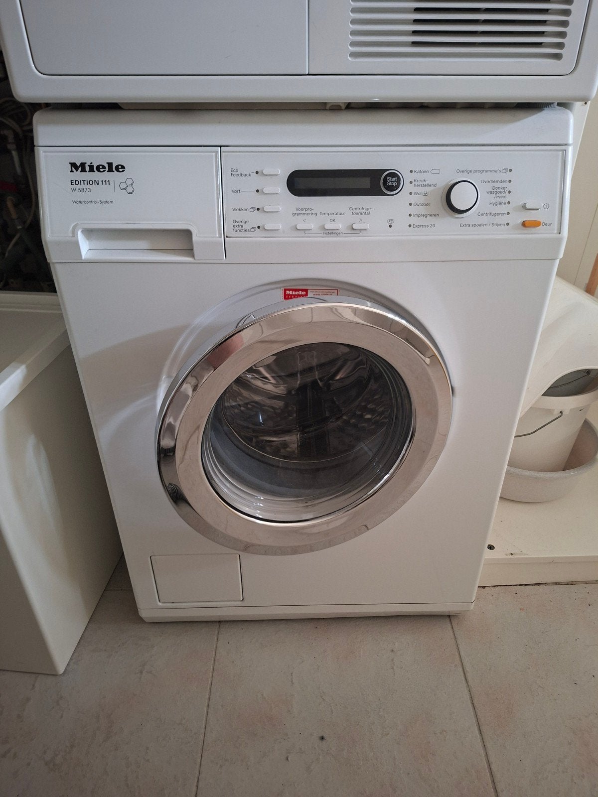Miele W5873 Wasmachine - centrifugeerprobleem, Witgoed en Apparatuur, Wasmachines, Gebruikt, Voorlader, 8 tot 10 kg, 85 tot 90 cm