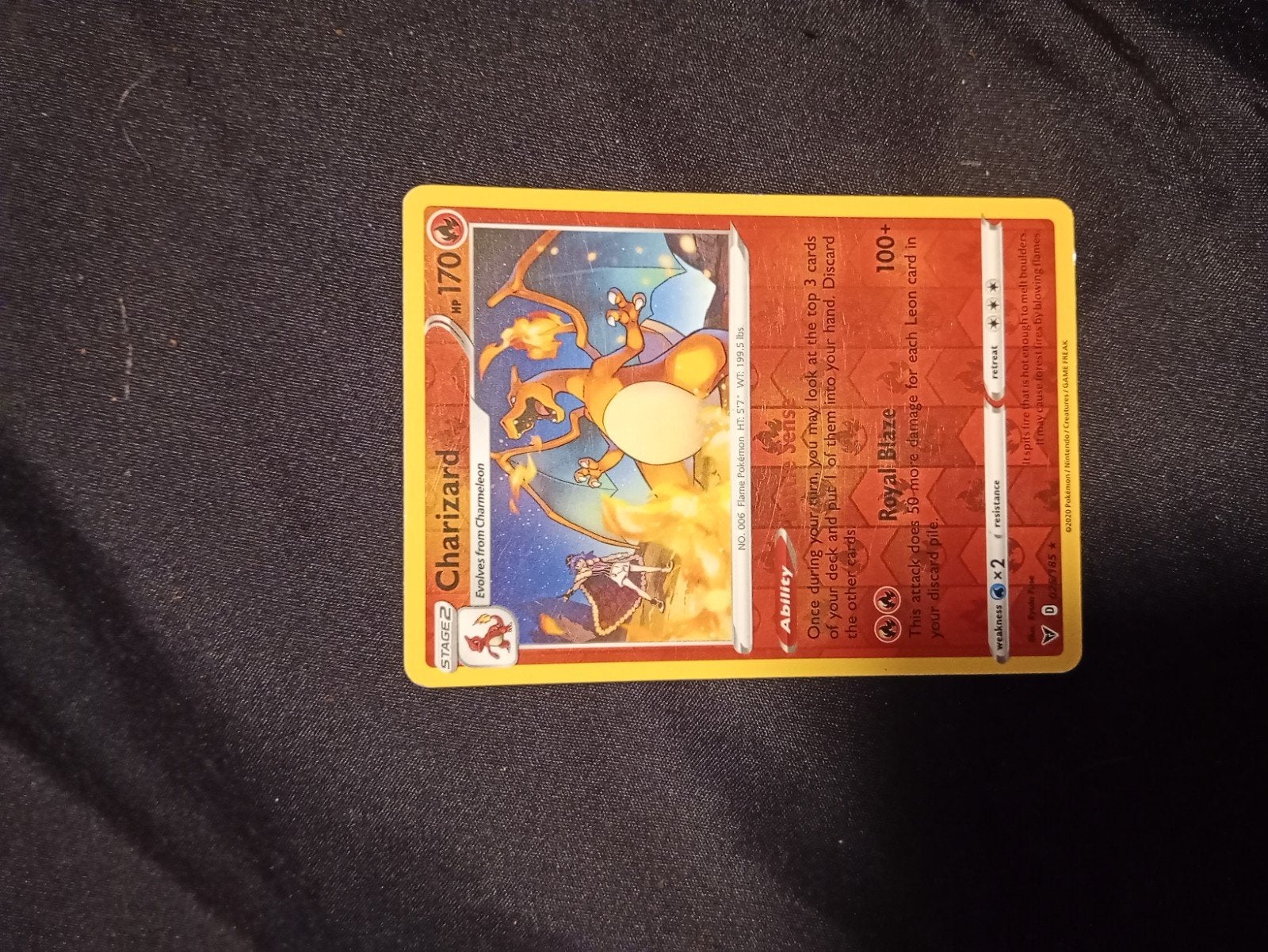 Pokémon Kaart Charizard VMAX - Zeldzaam en Krachtig, Ophalen