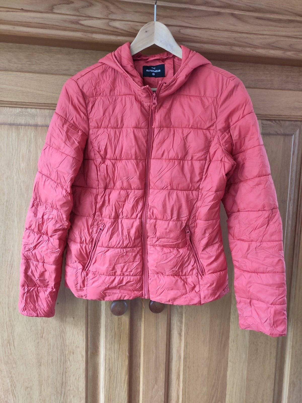 Rood pufferjasje met capuchon - Maat S, Ophalen of Verzenden, Maat 36 (S), Rood, Gedragen