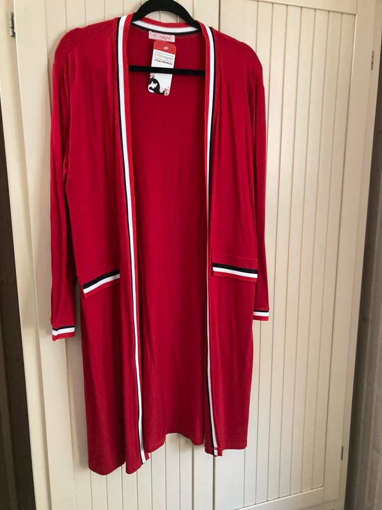 Nieuw Magna rood vest met bies - Maat 44/46, Ophalen of Verzenden, Nieuw, Maat 46/48 (XL) of groter, Rood