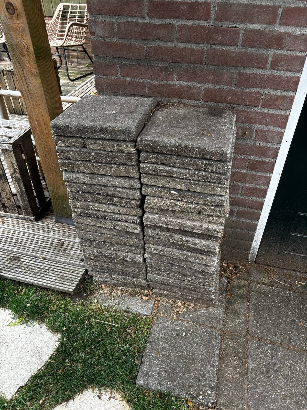 Gratis betontegels af te halen, Tuin en Terras, Tegels en Klinkers, Ophalen, Gebruikt, 5 tot 10 m², Beton