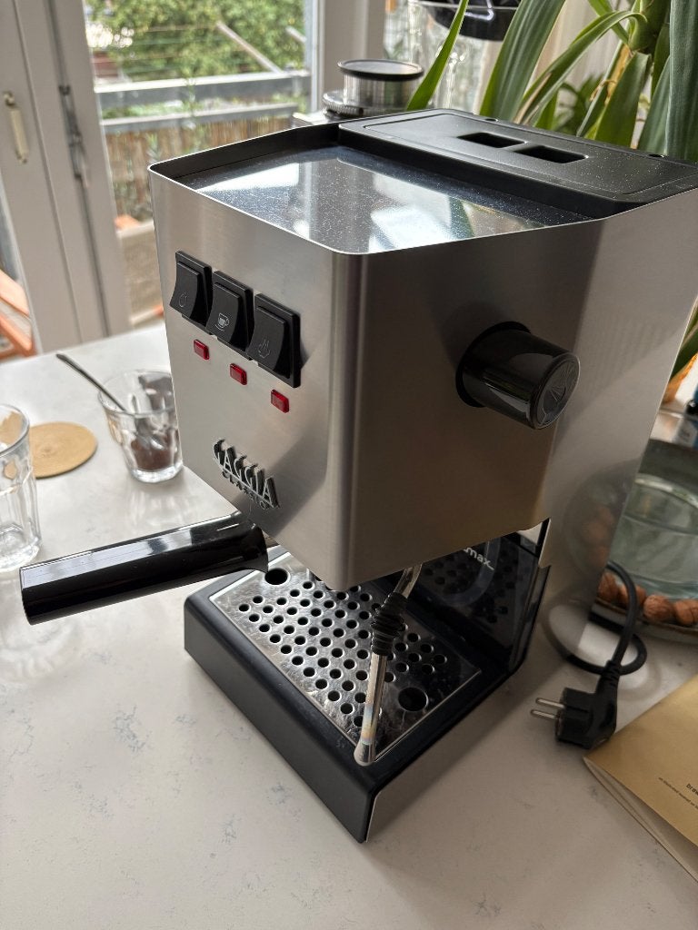 Foto 3 van Gaggia Classic E24 - Zo goed als nieuw