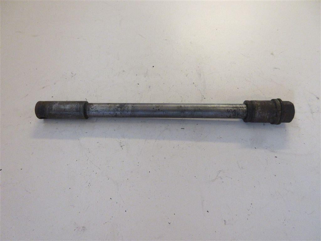 Kawasaki GT550 vooras Z550GT voorwielas GPZ550 steekas Z500, Ophalen of Verzenden, Gebruikt