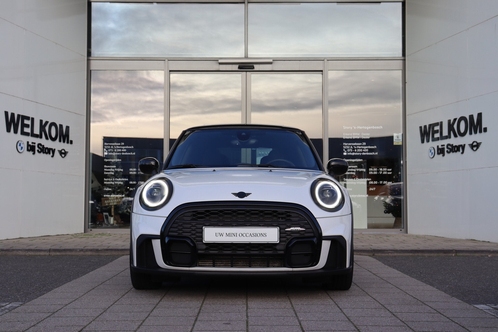 MINI Cooper Hatchback JCW Rockingham GT Automaat / Premium P, Gebruikt, Met garantie (alle), 4 stoelen, Origineel Nederlands