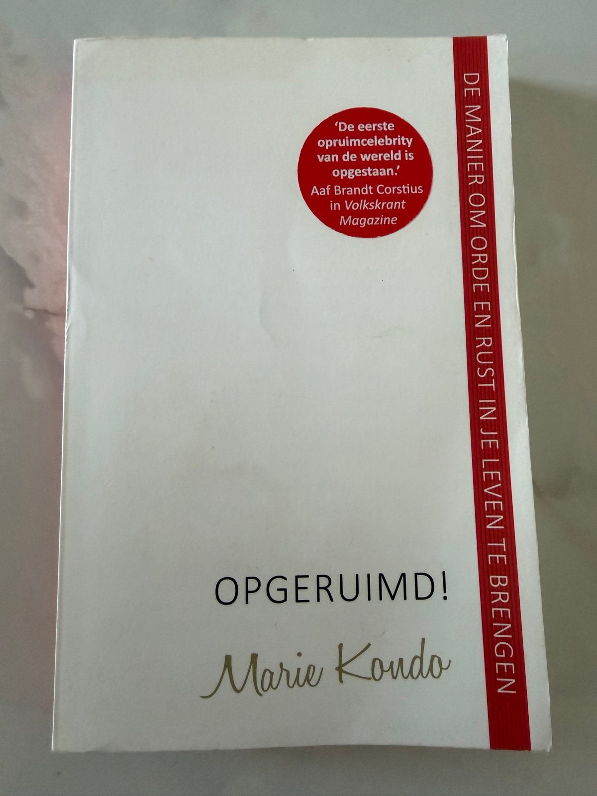 Opgeruimd! Marie Kondo - De manier om orde en rust te brenge, Boeken, Ophalen of Verzenden, Gelezen, Overige uitgevers, Nederlands