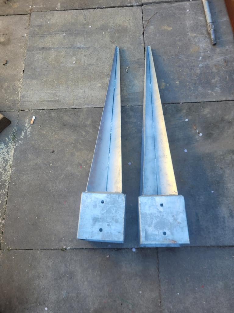 2x Gegalvaniseerde paalpunten, Tuin en Terras, Ophalen of Verzenden, Minder dan 180 cm, Palen