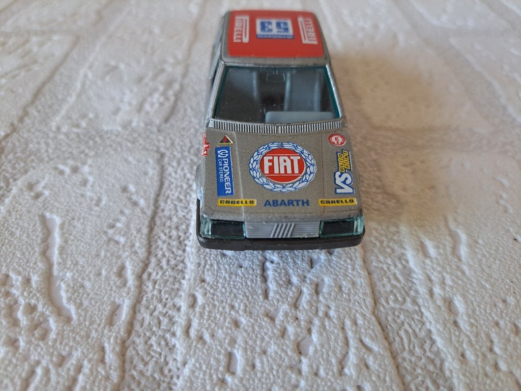 Fiat Regata PIRELLI Rally 1:43 Bburago 4121, Ophalen of Verzenden, Zo goed als nieuw, Auto