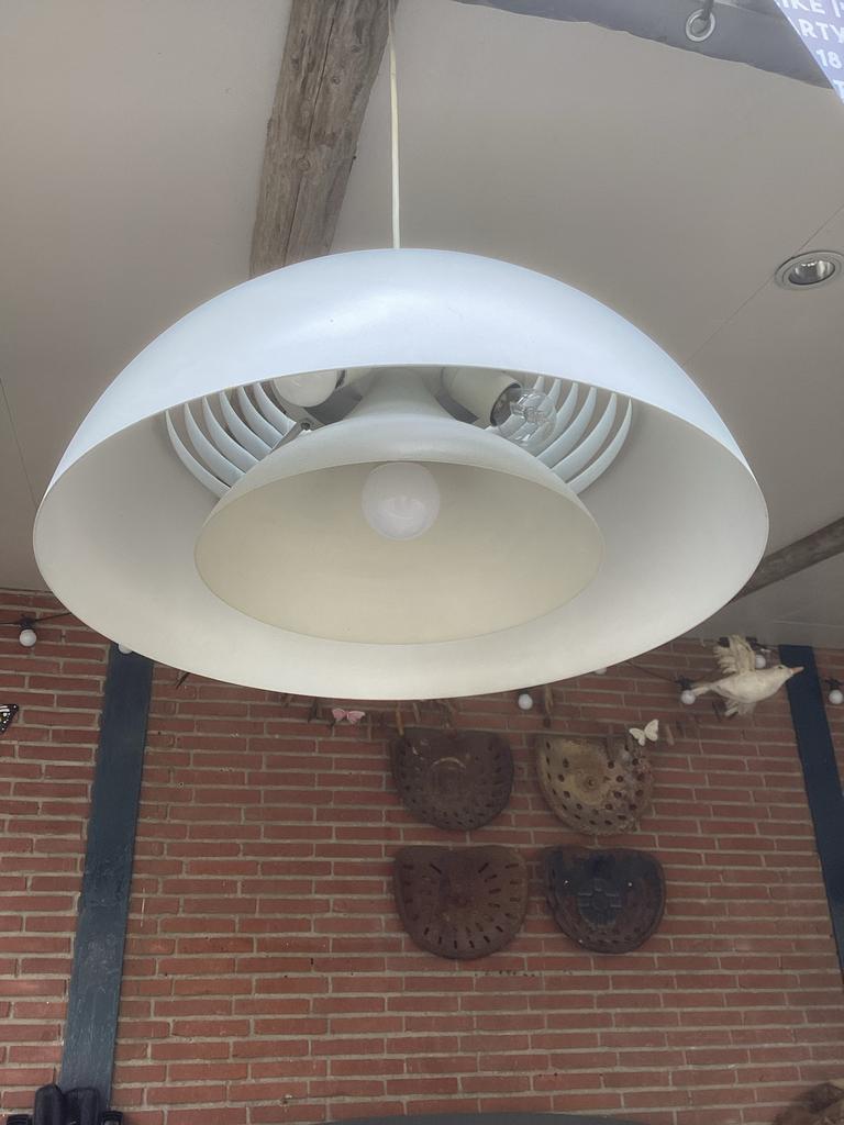 Witte Louis Poulsen AJ lamp - Hans Arne Jacobsen design, Ophalen of Verzenden, Zo goed als nieuw, Metaal, 50 tot 75 cm