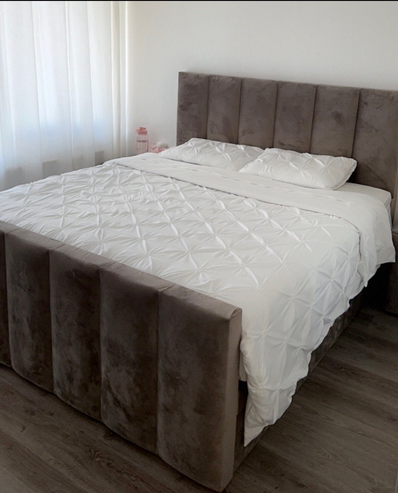 Tweepersoonsbed 180x200cm - taupe, Huis en Inrichting, Ophalen, Overige kleuren, Tweepersoons, Zo goed als nieuw