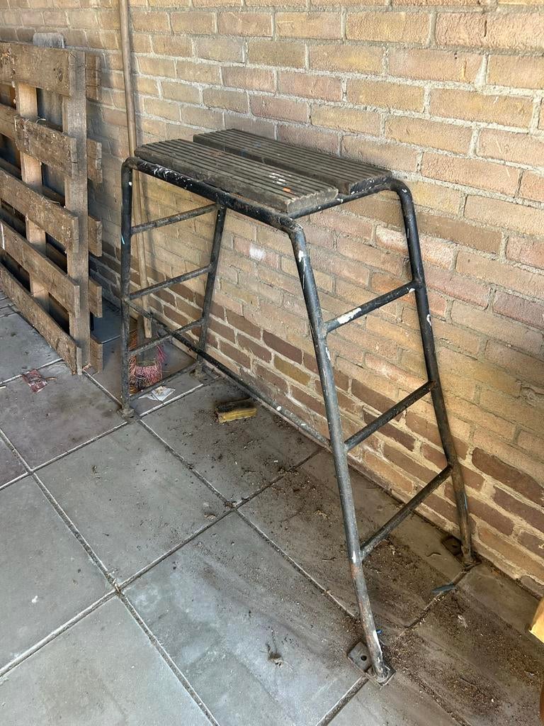 Gebruikte Werkbank/Steigerbok, Doe-het-zelf en Verbouw, Steigers, Ophalen, Gebruikt, Overige typen, Minder dan 2 meter
