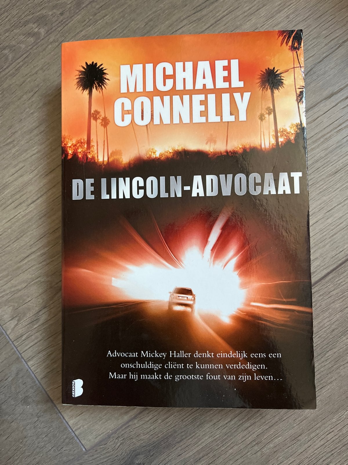 De Lincoln-advocaat - Michael Connelly, Boeken, Ophalen of Verzenden, Gelezen, Tv-bewerking