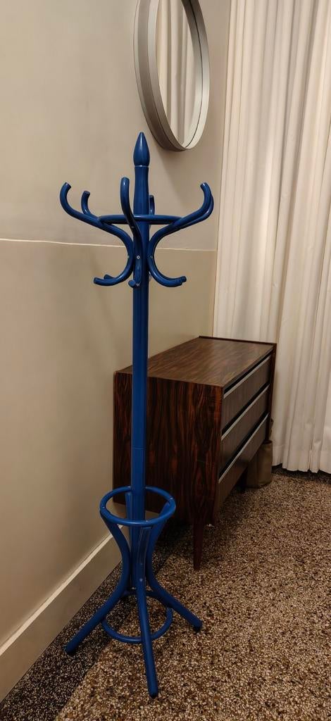 Leuke kapstok voor kinderen, klassiek model, blauw, Ophalen, Hout, Staande kapstok, 100 tot 150 cm