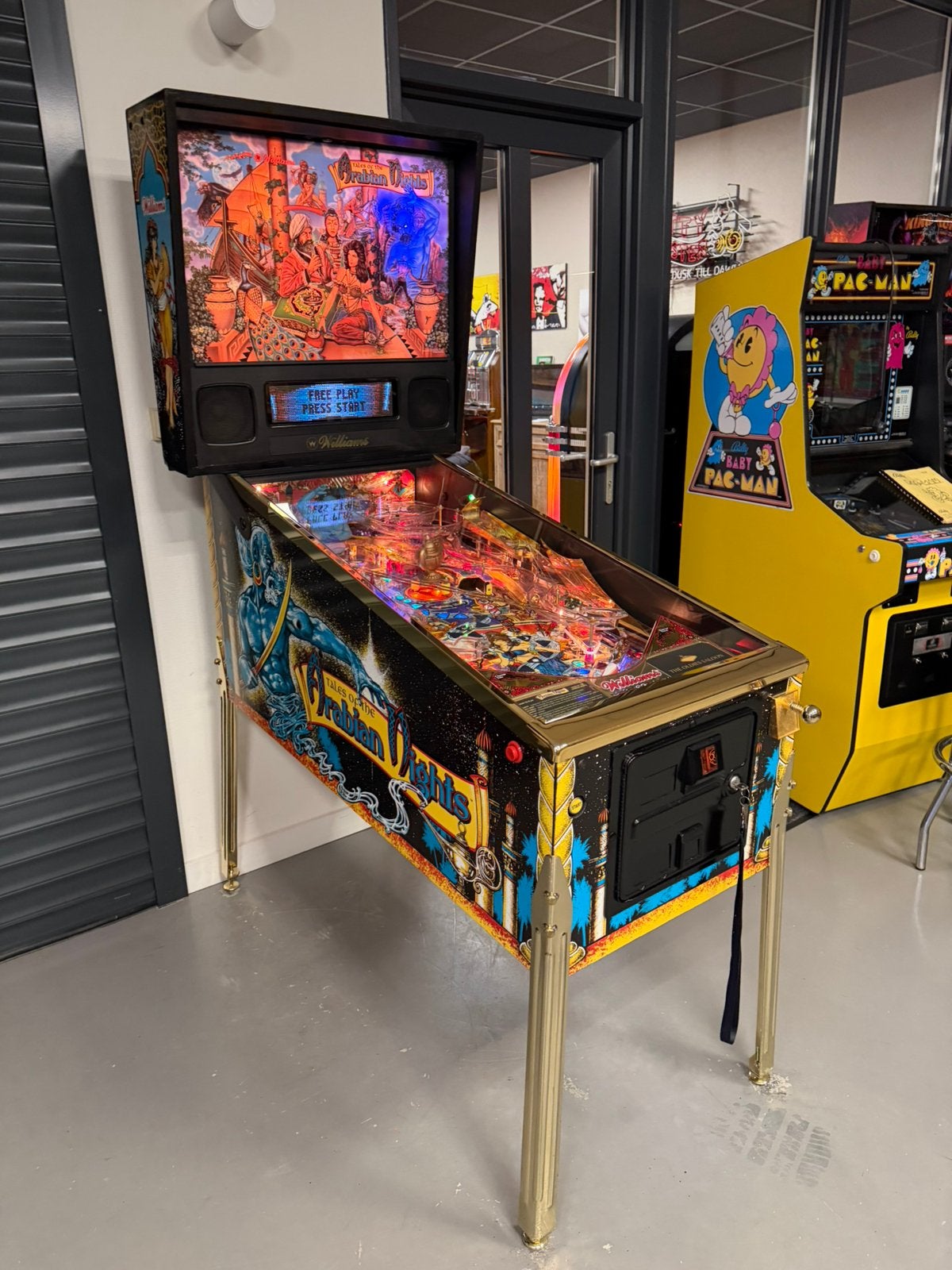 Flipperkast Williams Tales Of The Arabian Nights Pinball