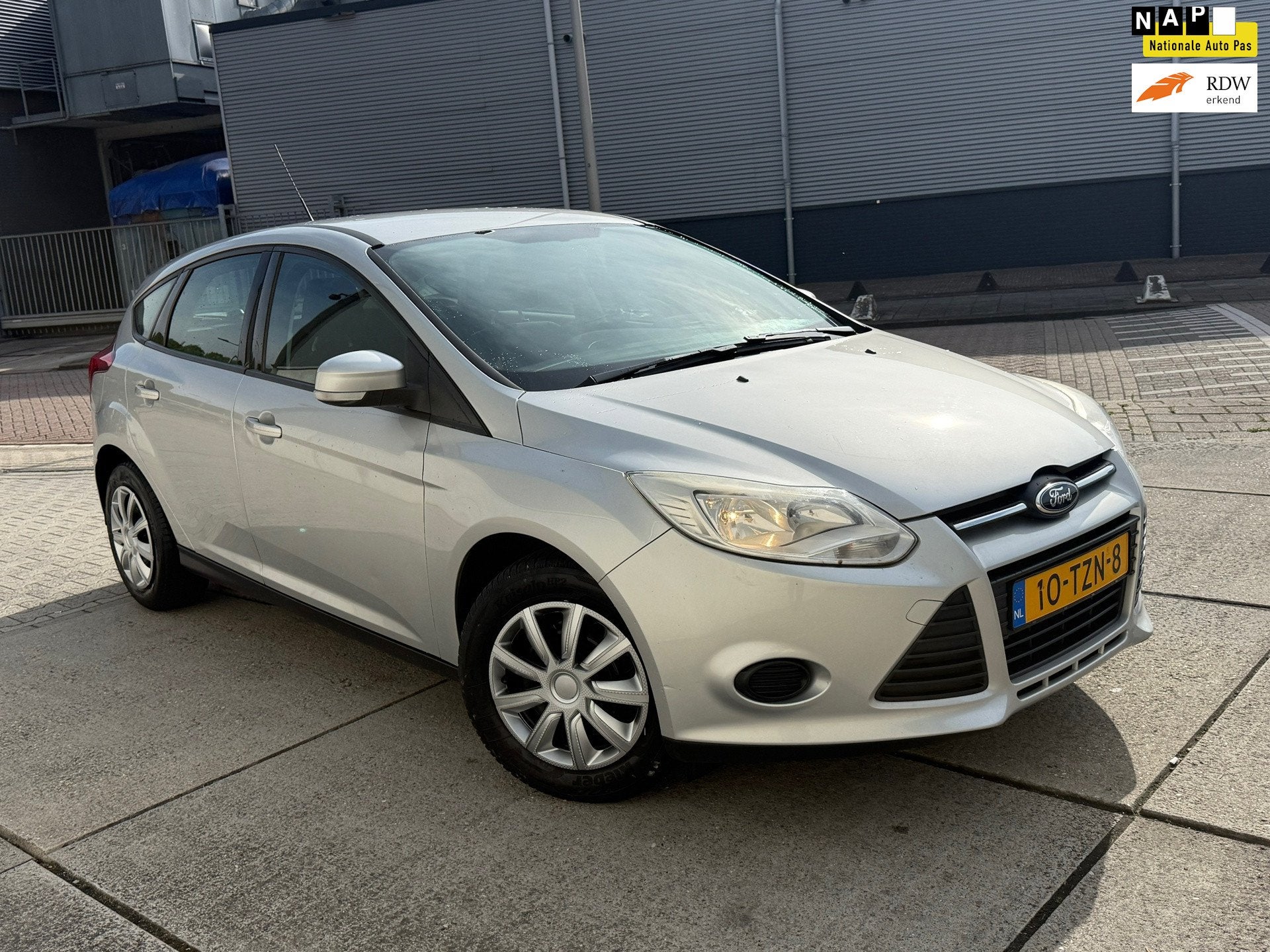 Ford Focus 1.0 EcoBoost Lease Trend Airco 5 DR APK, Euro 5, 101 pk, Gebruikt, 635 kg