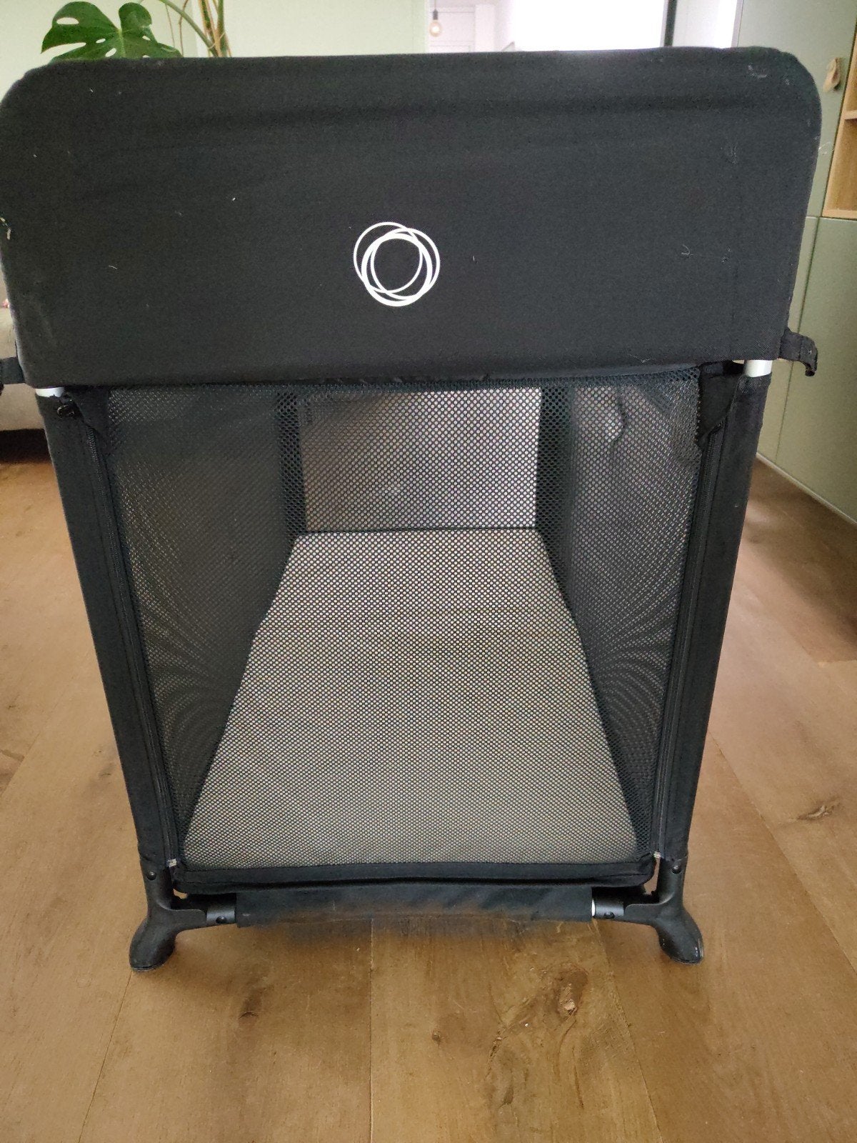 Bugaboo Stardust Reiswieg campingbedje - Staat in 2 seconden, Ophalen, Gebruikt, Rechthoekig