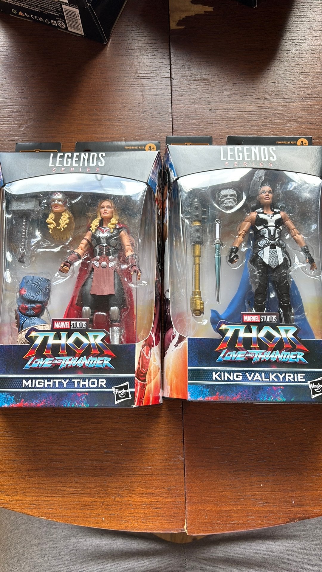Marvel legends Thor love and thunder, Ophalen of Verzenden, Zo goed als nieuw