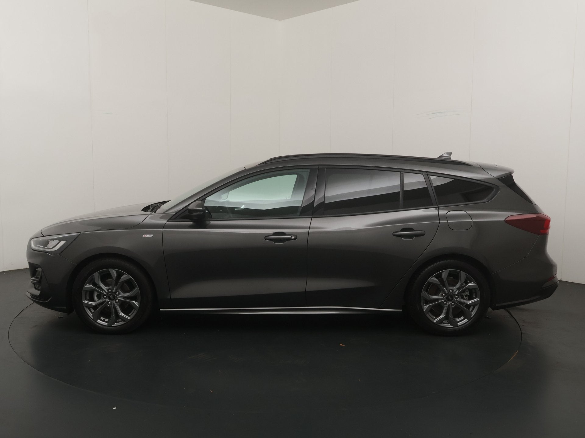 Ford FOCUS Wagon EcoBoost Hybrid 155 pk ST-Line Automaat | C, Auto's, 12 maanden, Stof, Gebruikt, 155 pk