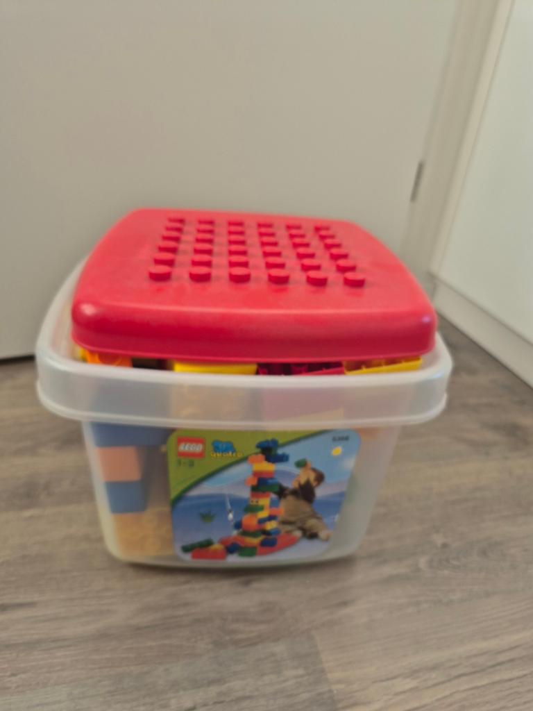 Lego Quatro emmer met bouwstenen en grondplaat, Ophalen, Gebruikt, Lego Primo, Inclusief accessoires