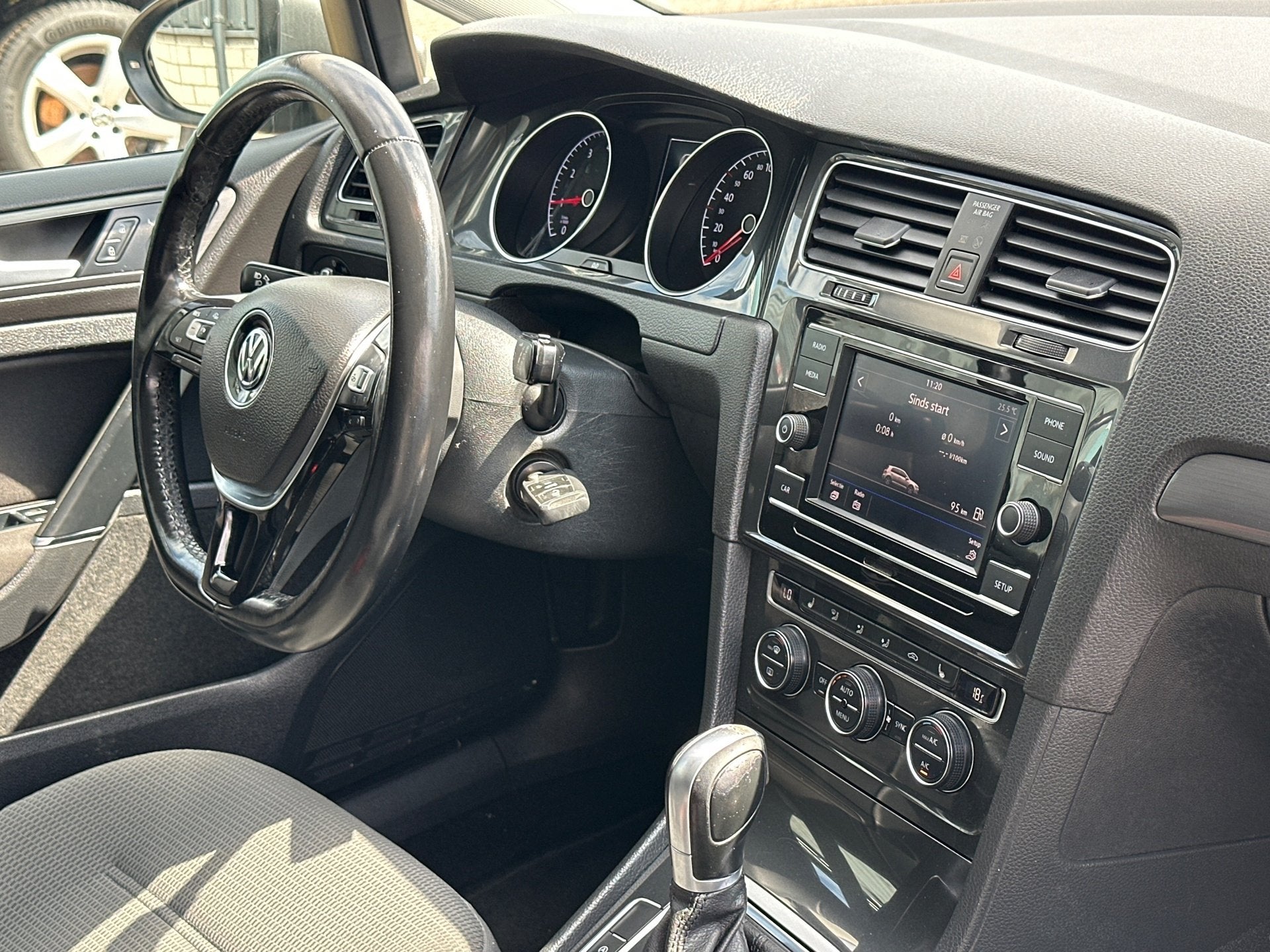 Volkswagen Golf 1.0 TSI Comfortline Automaat Airco Cruise Pd, Auto's, Stof, Euro 6, 620 kg, Origineel Nederlands