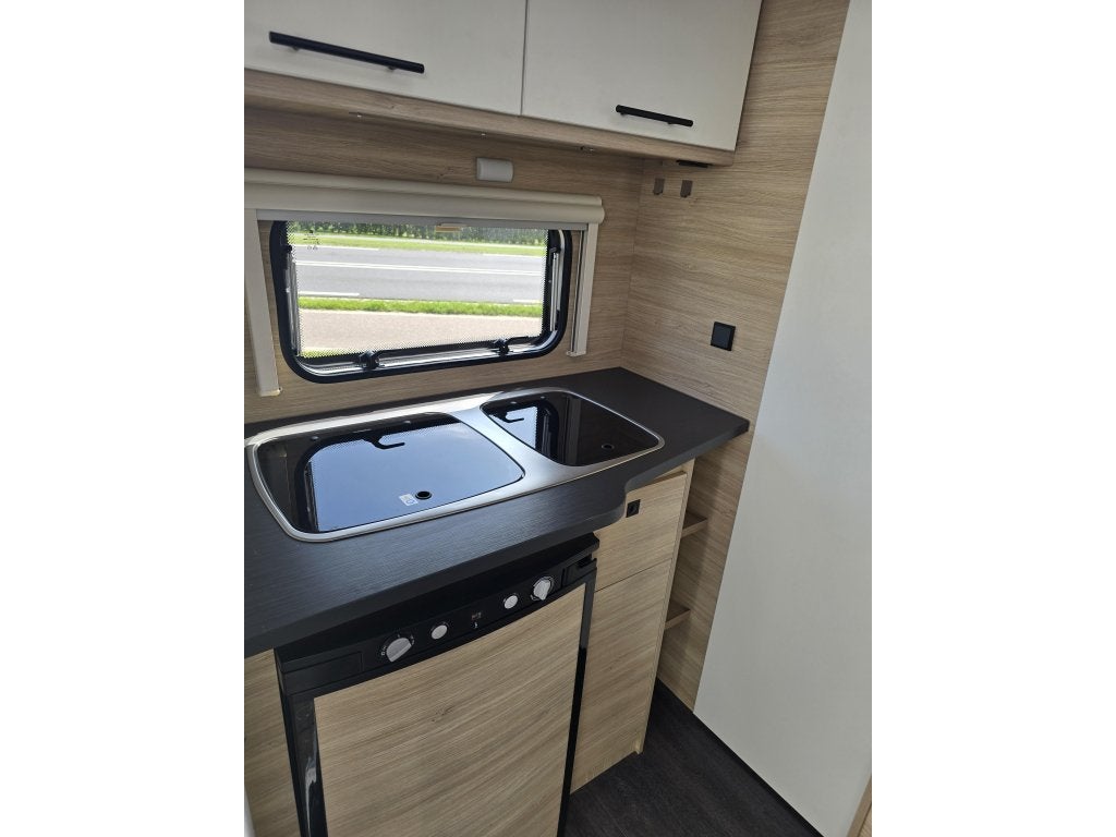 Caravelair Alba 400 met Truma mover, Caravans en Kamperen, Schokbreker, Bedrijf, Treinzit, 750 - 1000 kg