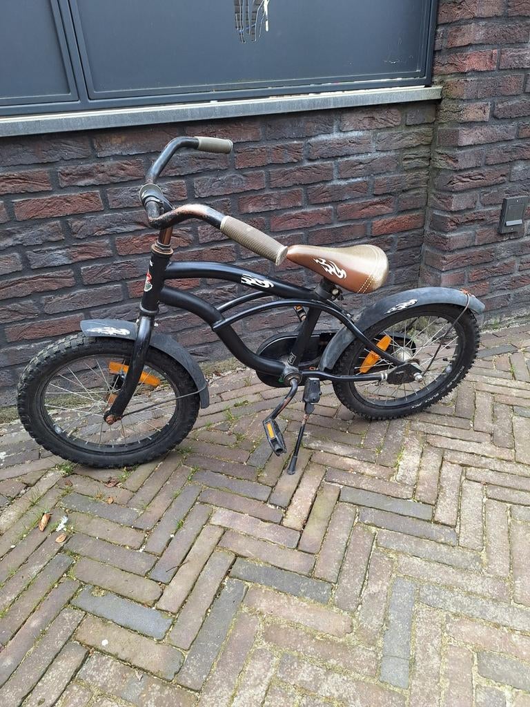 Kinderfiets 16 inch - Zwart met bruin zadel, Fietsen en Brommers, Ophalen, Gebruikt, Terugtraprem, 16 tot 20 inch