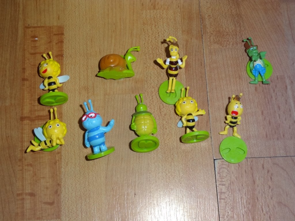 Maya de bij figuurtjes uit surprise eieren studio 100, Ophalen of Verzenden, Zo goed als nieuw, Hardplasticfiguren