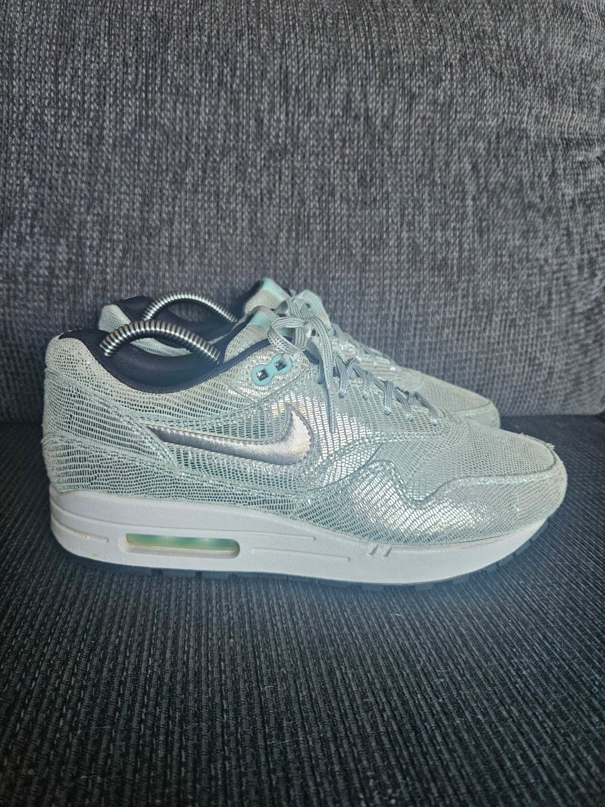 Nike Air Max 1 Party Pack Disco Ball maat 40,5
Party Pack Di, Ophalen of Verzenden, Nike air max, Sneakers of Gympen, Zo goed als nieuw