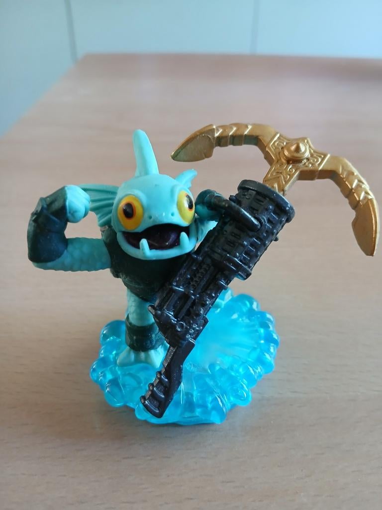 Skylanders Gill Grunt figuur met wapen, Ophalen of Verzenden, Gebruikt