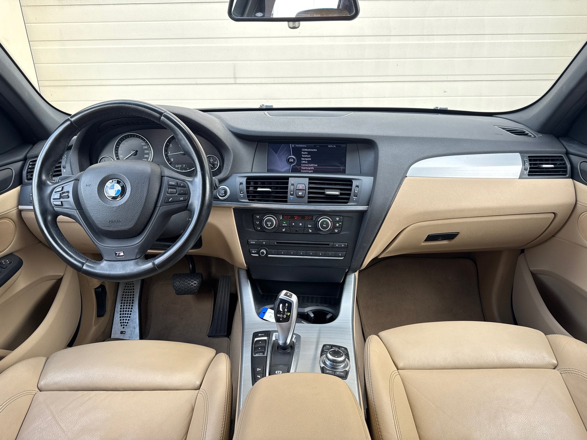 Foto 3 van BMW X3 XDrive20i High Executive M sport | Groot navi | Carbo