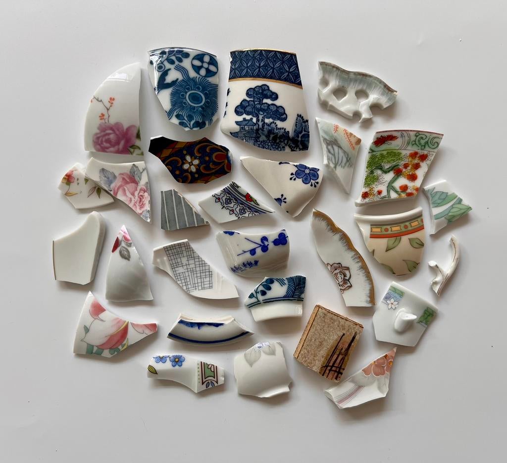 Lot 4 | Fragmenten/scherven van vintage en antiek servies, Gebruikt, Meerkleurig, Ophalen of Verzenden, Overige merken