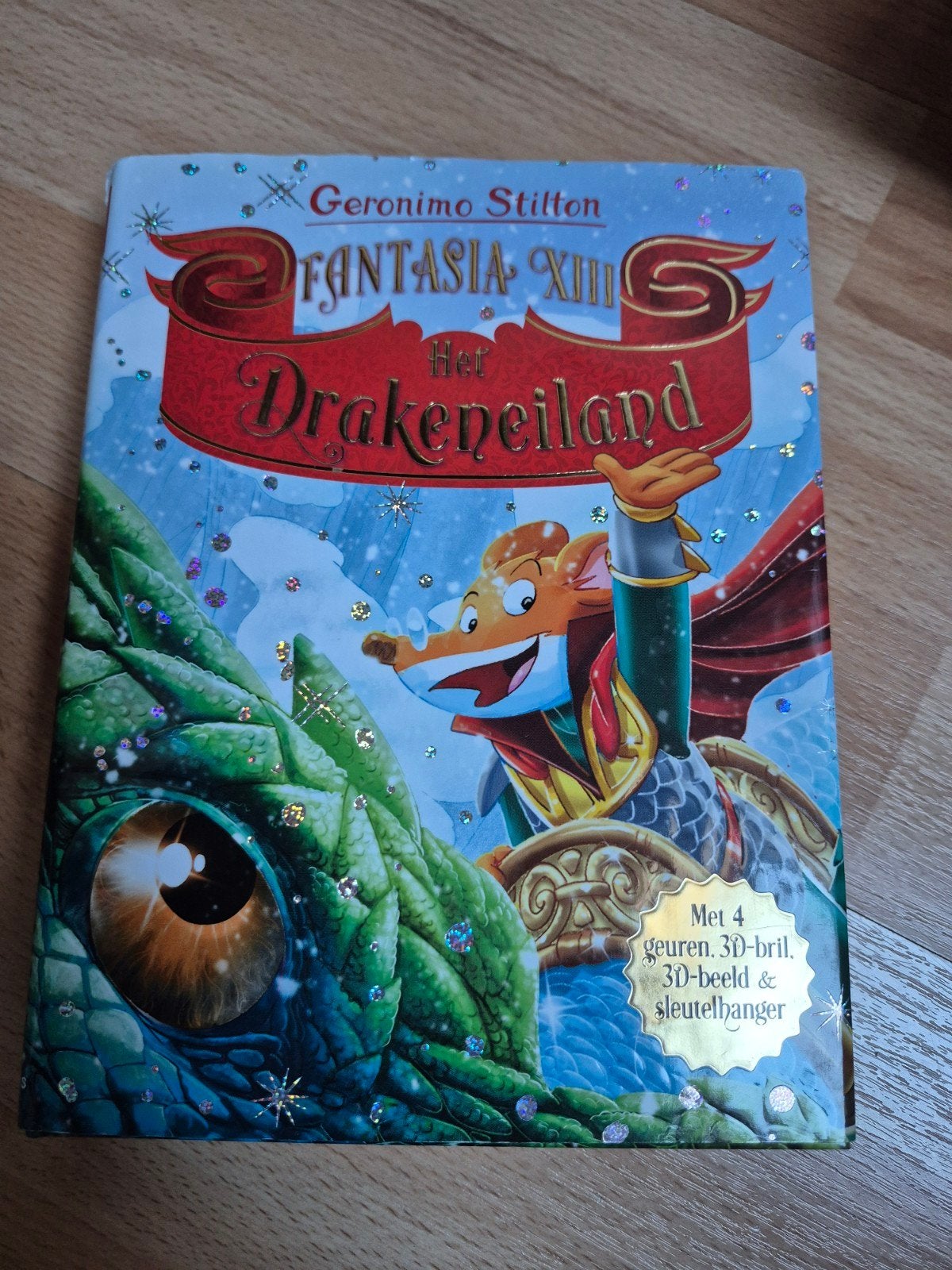 Geronimo Stilton Fantasia XIII: Het Drakeneiland, Boeken, Ophalen of Verzenden, Zo goed als nieuw, Geronimo Stilton, Sprookjes