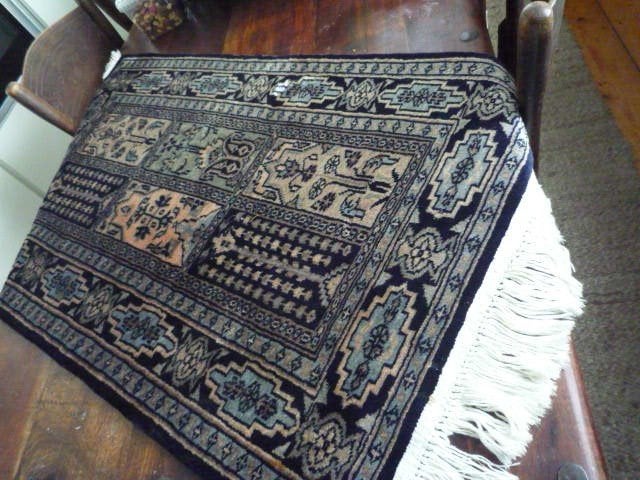 zijde oud handgeknoopt tapijt 102 x 63 cm gaaf en zgan, Ophalen of Verzenden