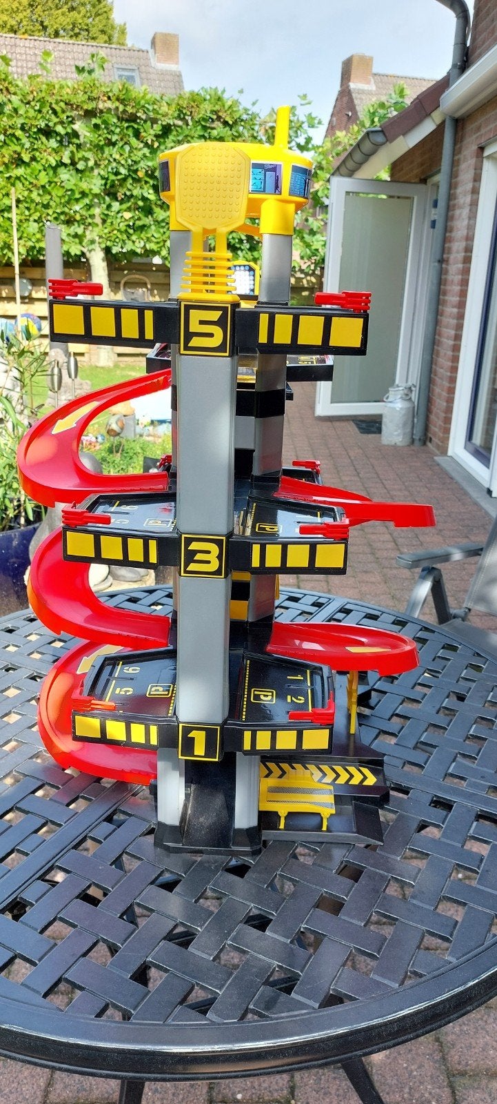 molto kinderparkeergarage, Ophalen of Verzenden