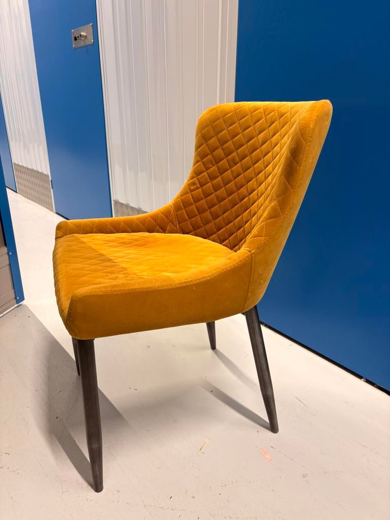 2 stoeltjes geel velvet, Huis en Inrichting, Stoelen, Ophalen, Zo goed als nieuw, Overige kleuren, Twee