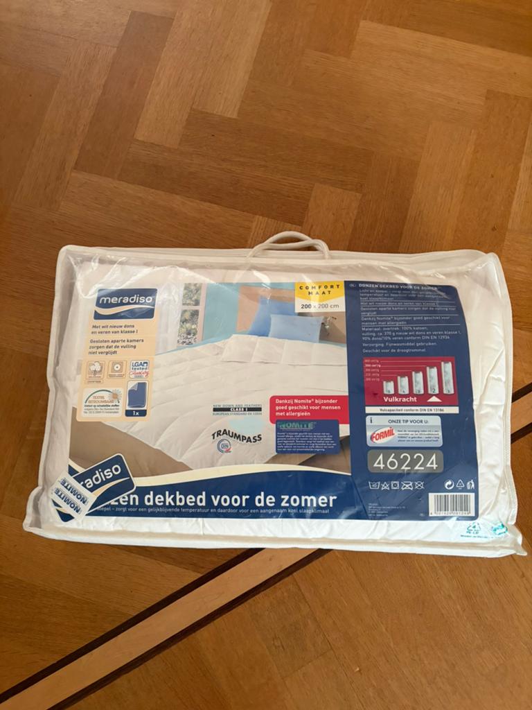 Donzen dekbed voor de zomer nieuw, Wit, Ophalen of Verzenden, Deken of Dekbed, Nieuw