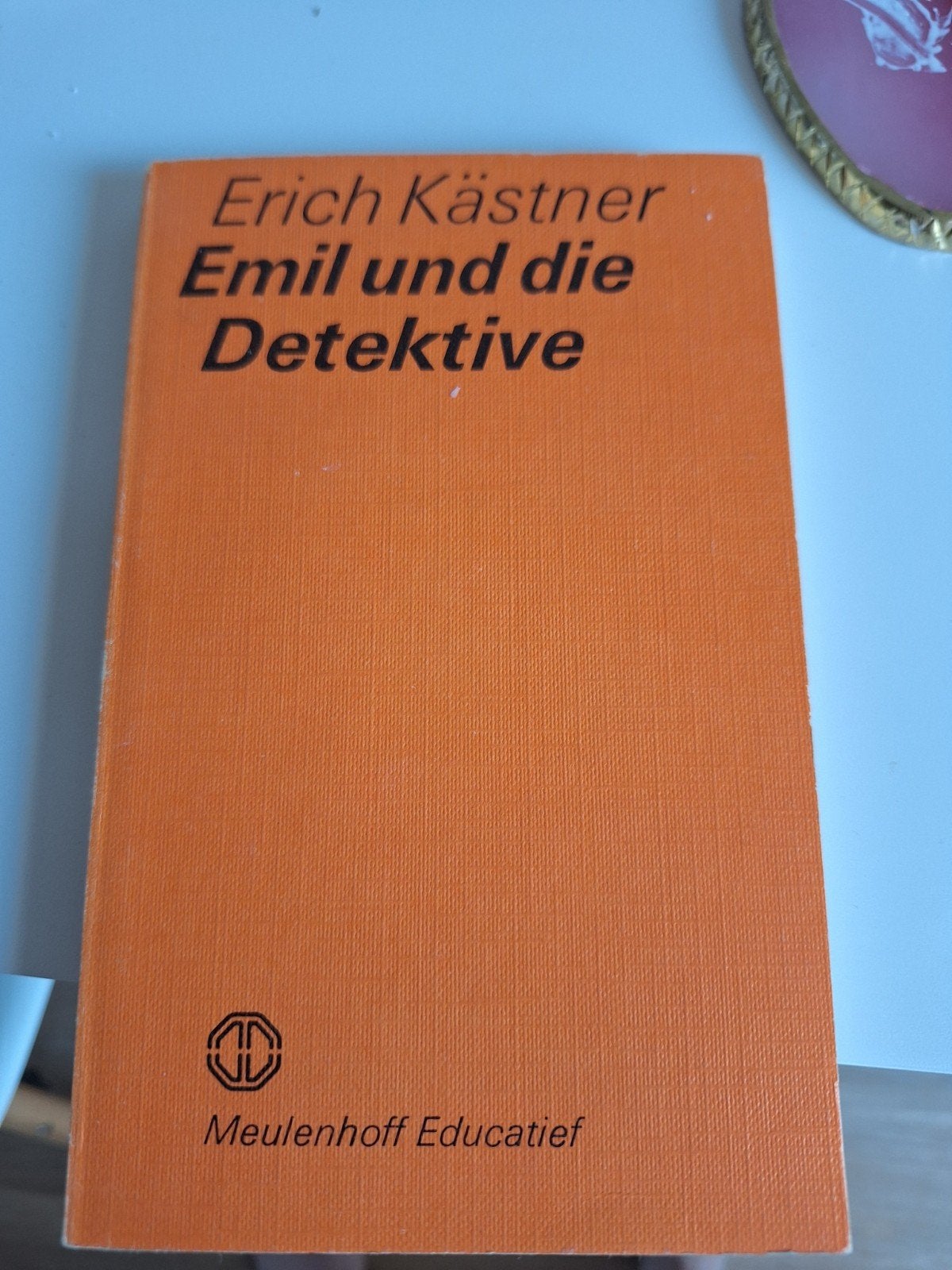Erich Kästner - Emil und die Detektive Meulenhoff Educatief), Ophalen of Verzenden, Gelezen, Erich Kästner
