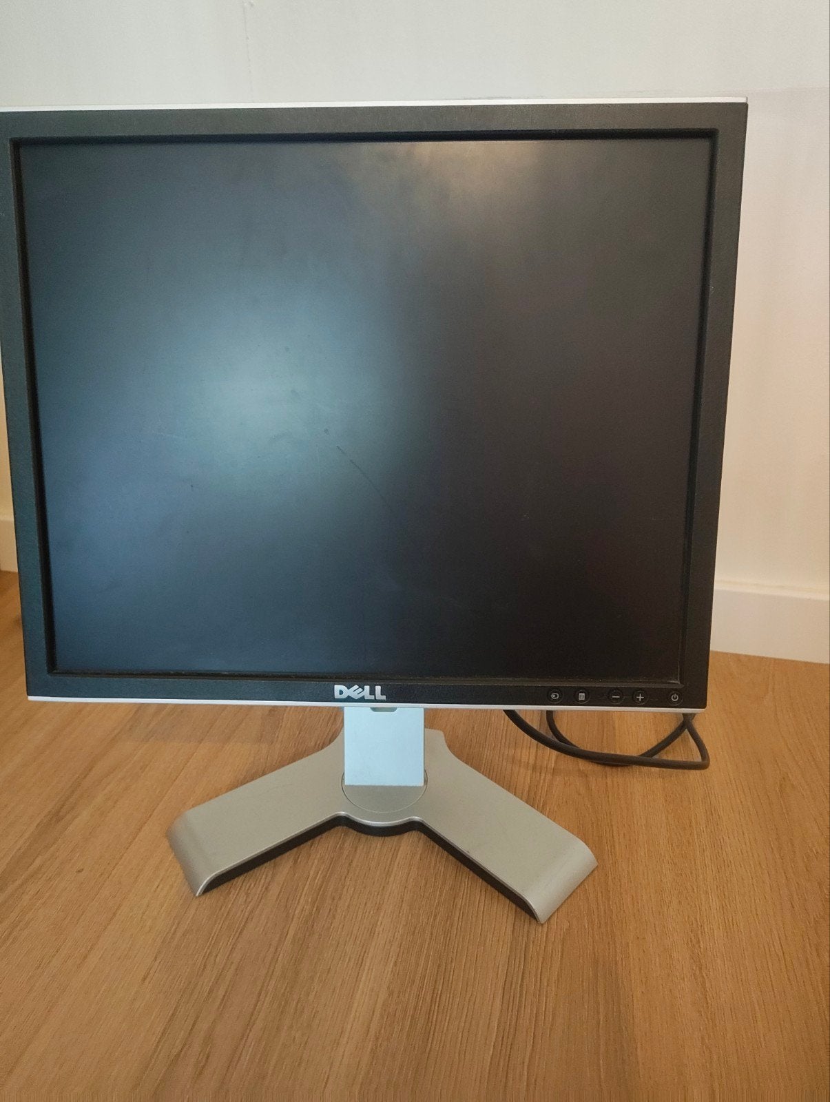 Dell 1908FP Monitor - 19 inch LCD Scherm, Computers en Software, Monitoren, Gebruikt, 60 Hz of minder, DVI, VGA, Kantelbaar, LED